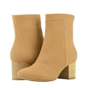 TOMs Evie Honey Nubuck Suede Boots Wood Block Heel NWT Sz 7.5